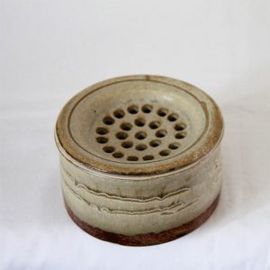 Deep Soap Dish from Scipelei Pottery Homeware by Nigel Hoyle