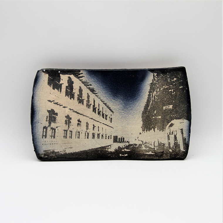 Souq Waqif H18cm x W26cm Souq Waqif H18cm x W26cm